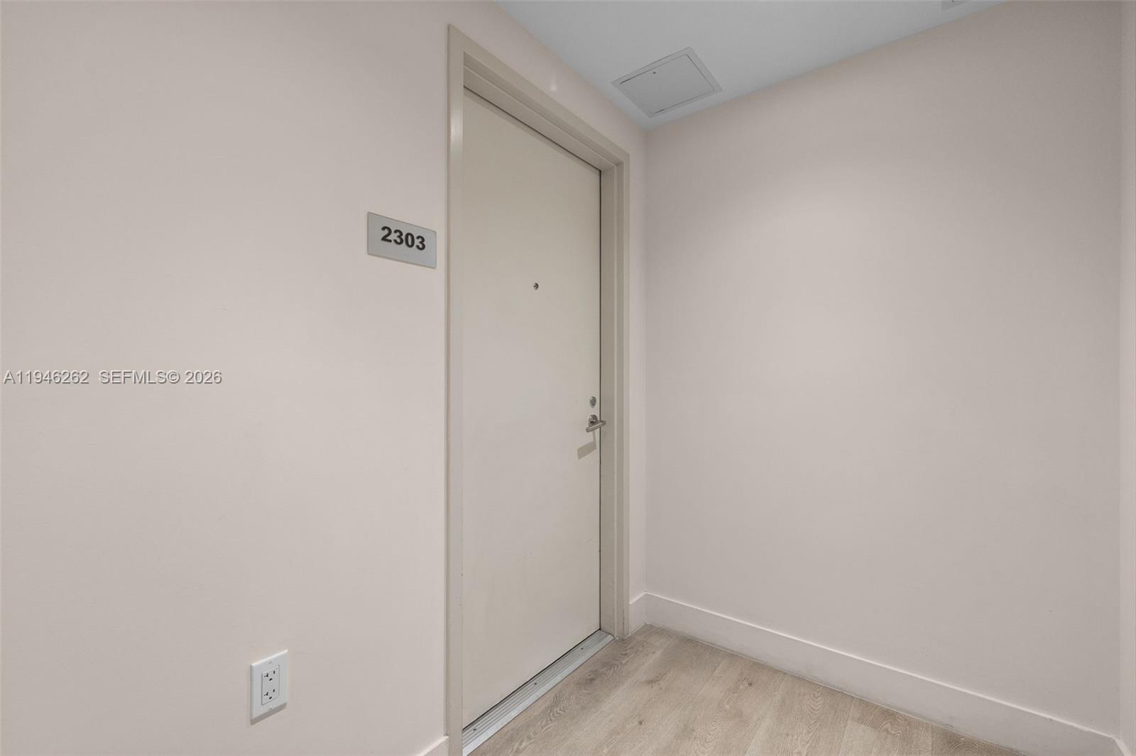239 Sw 9th St 2303 Property Photo 45