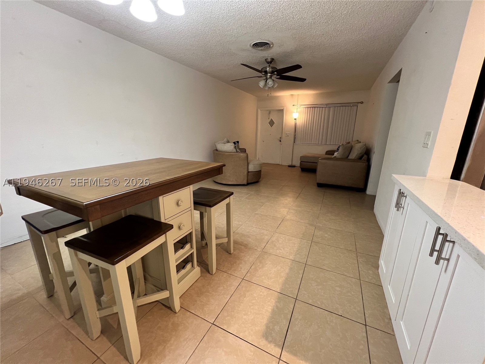 2702 Pierce St 5 Property Photo 4