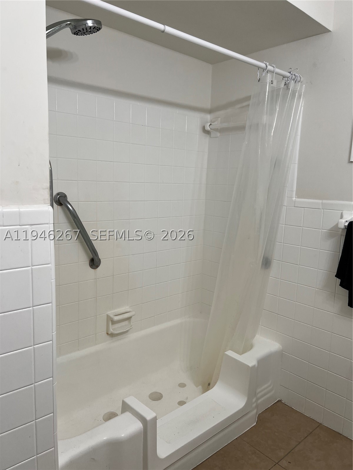2702 Pierce St 5 Property Photo 8