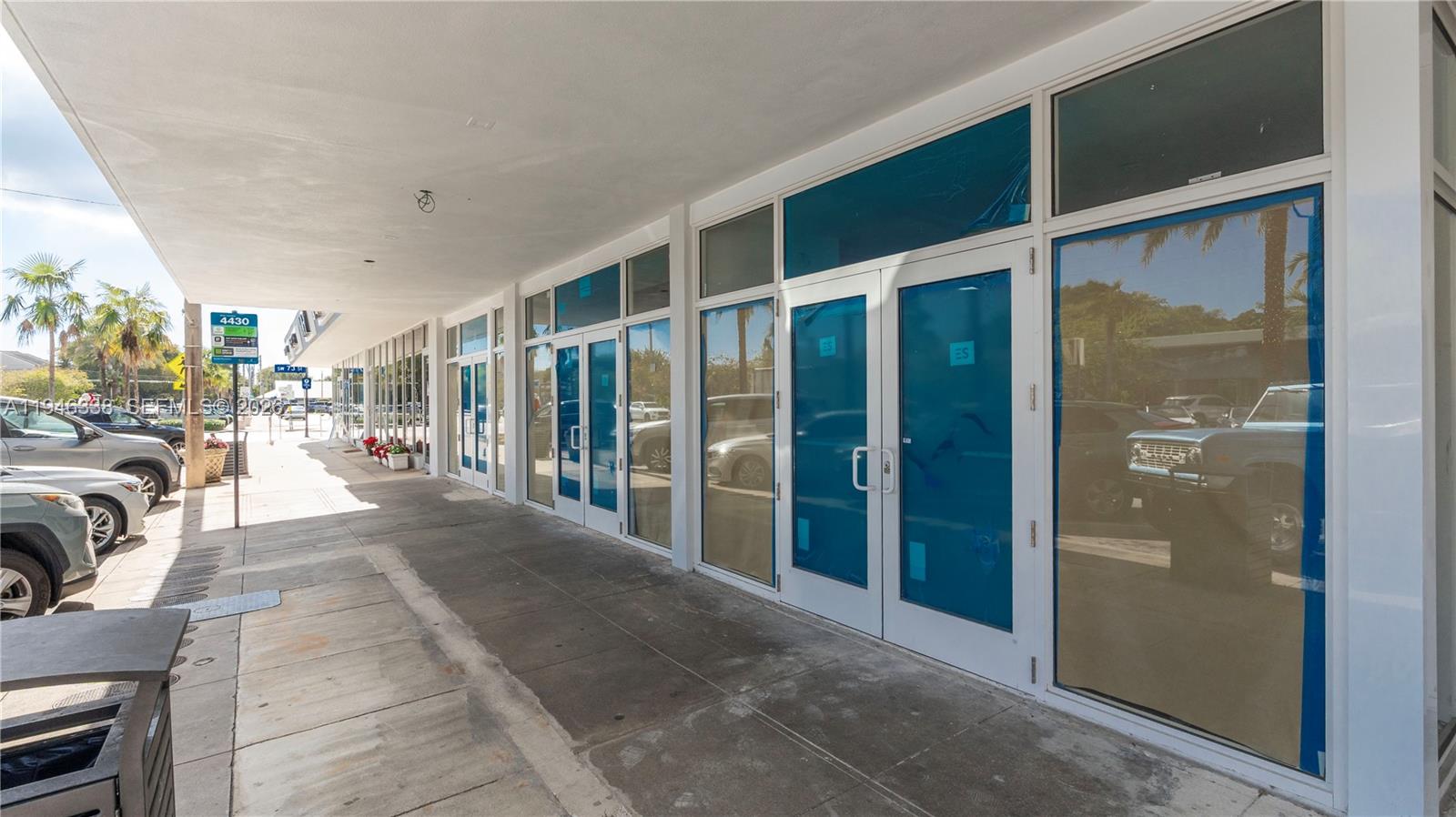 5700 Sunset Dr 5712-5718 Property Photo 6