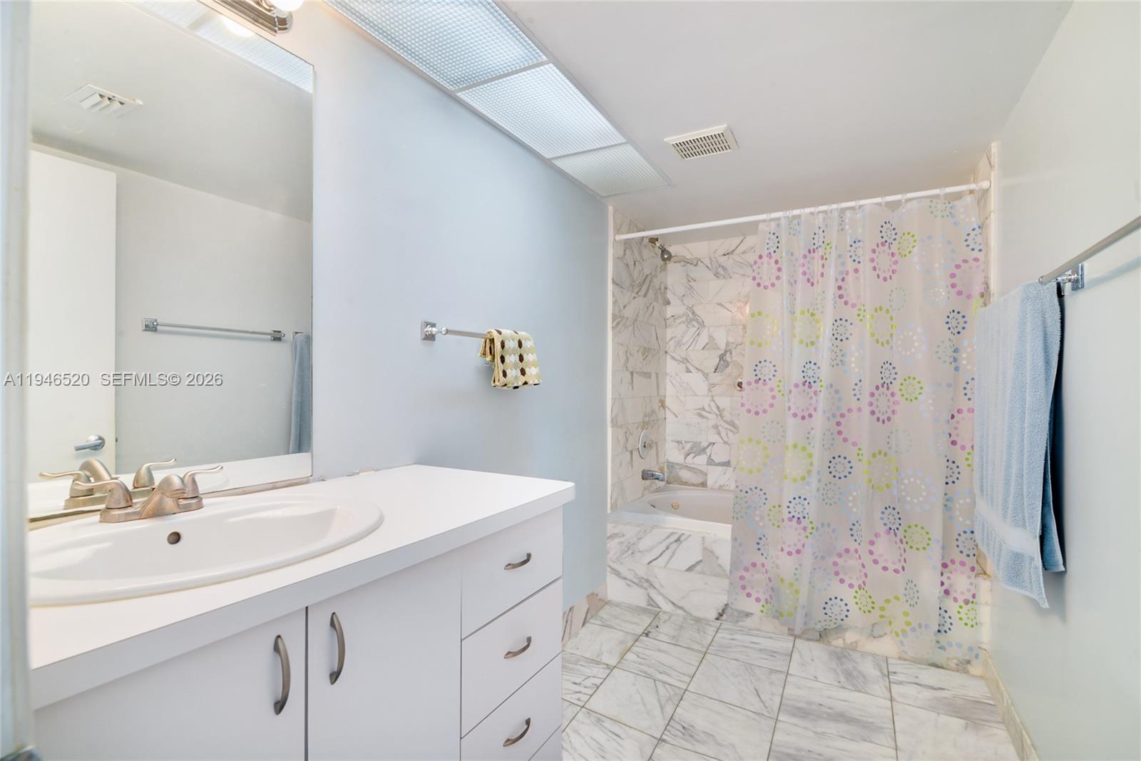 9341 Collins Ave 903 Property Photo 15