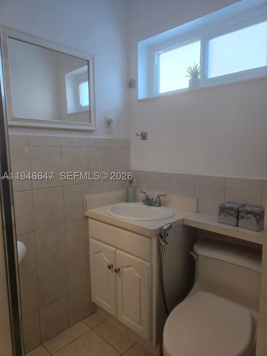 2733 Washington St Property Photo 14