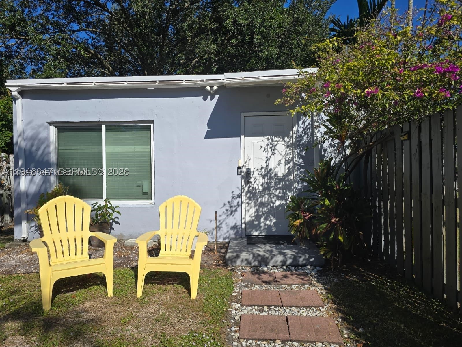 2733 Washington St Property Photo 17