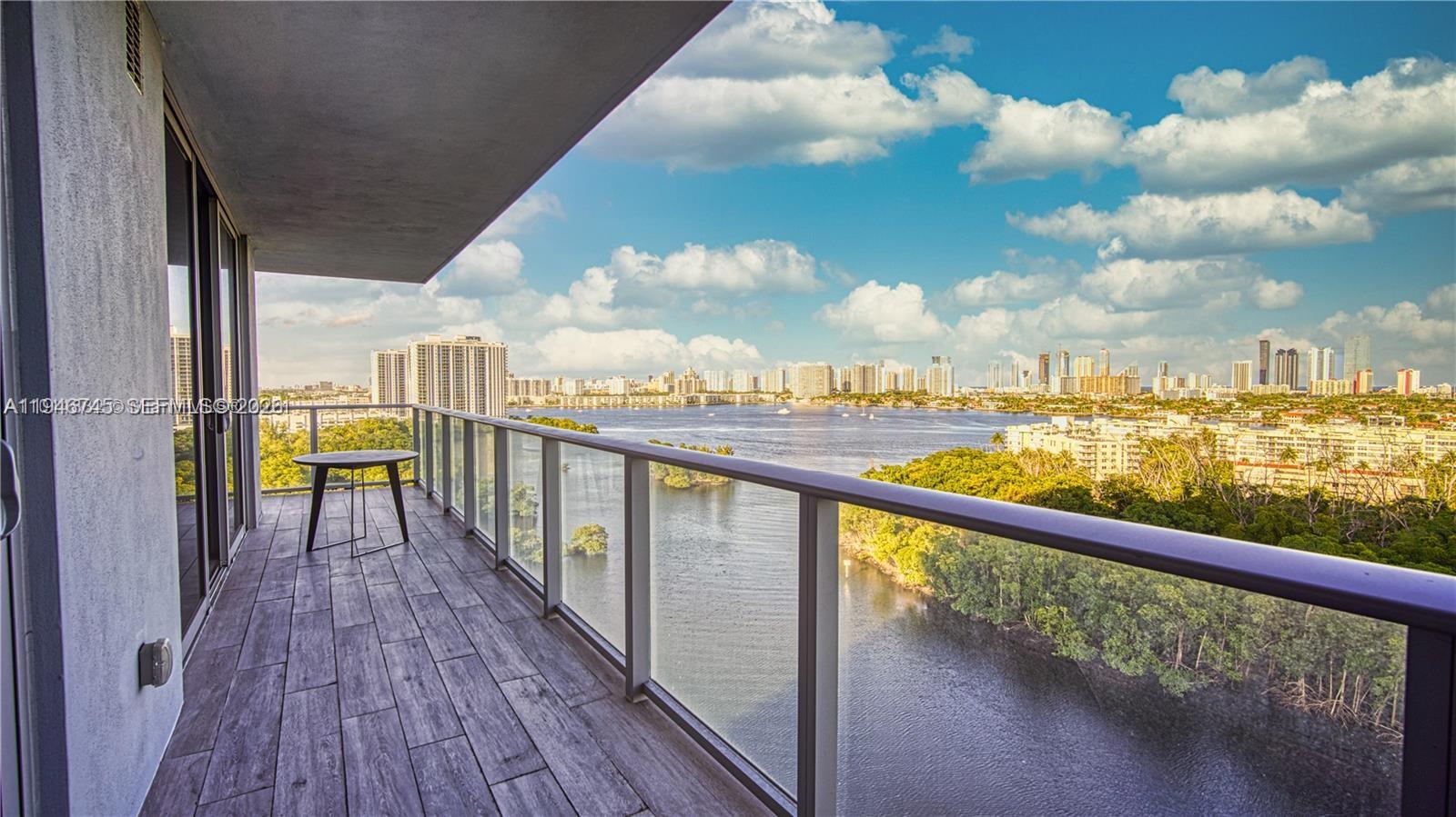 16385 Biscayne Blvd 1415 Property Photo 5