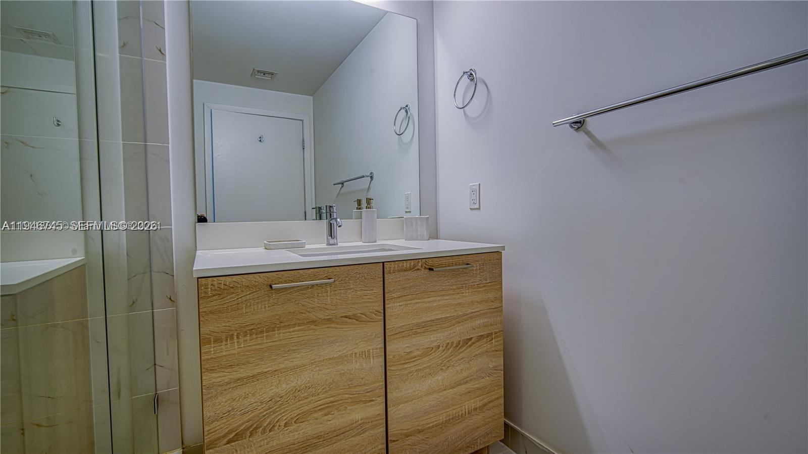 16385 Biscayne Blvd 1415 Property Photo 15