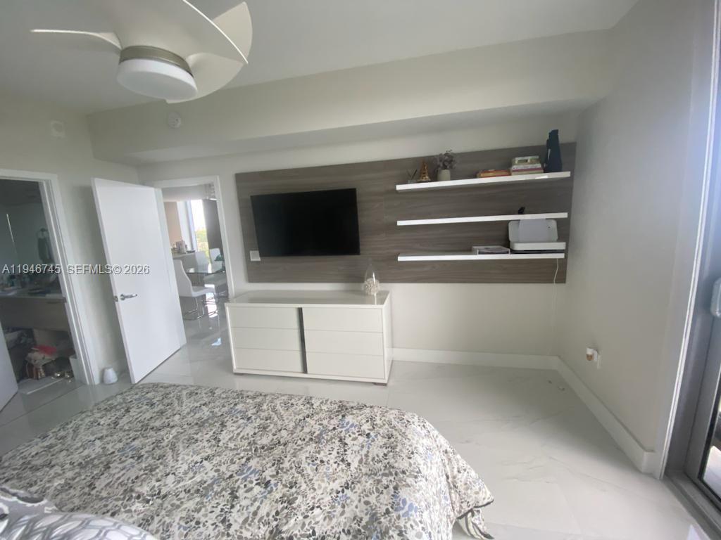 16385 Biscayne Blvd 1415 Property Photo 19