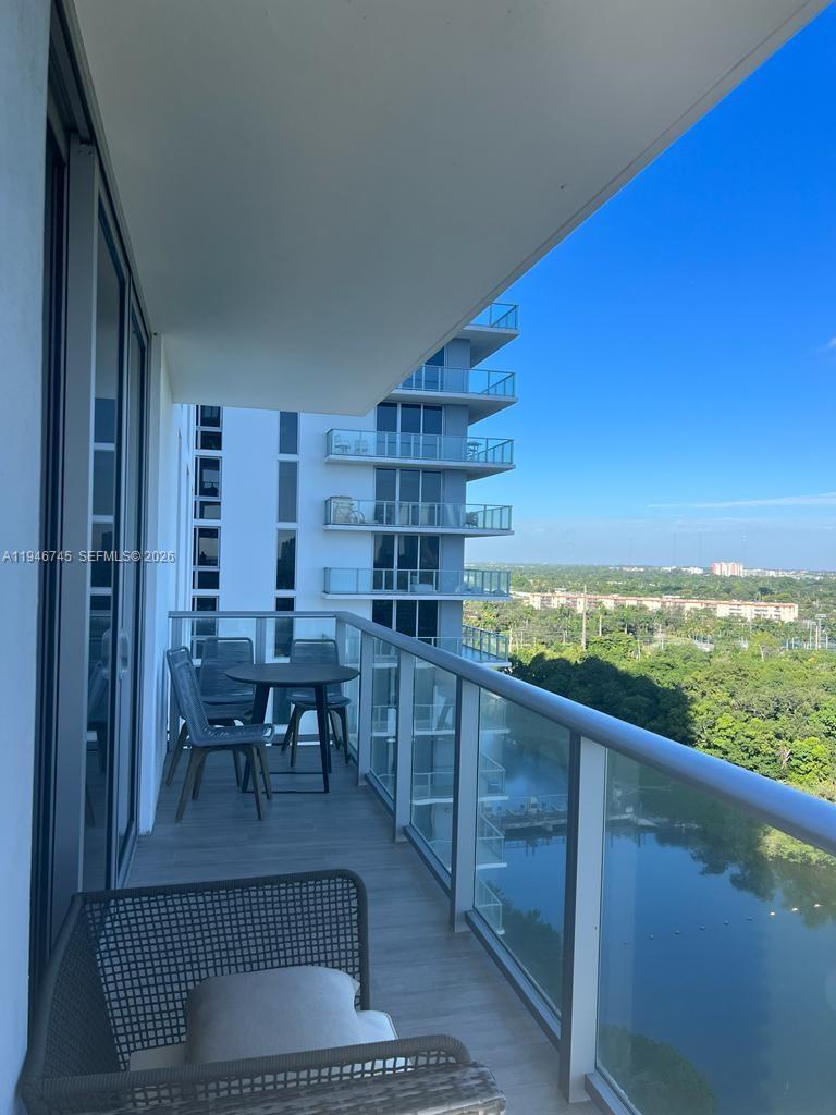 16385 Biscayne Blvd 1415 Property Photo 33