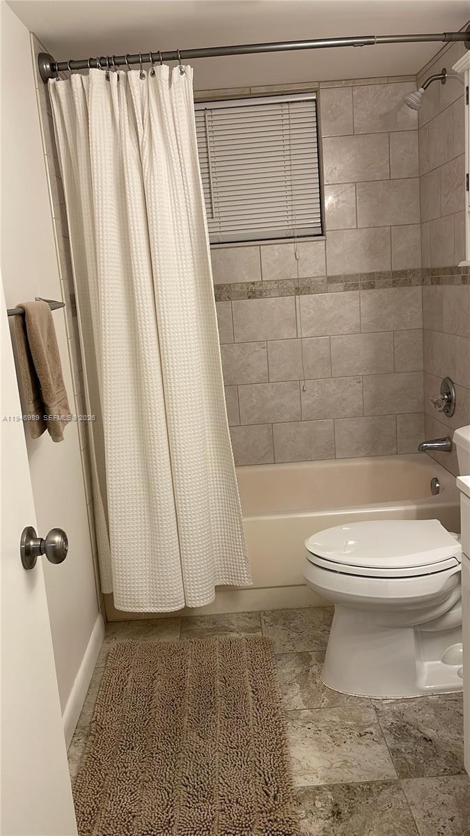 121 Se 3rd Ave 201 Property Photo 29
