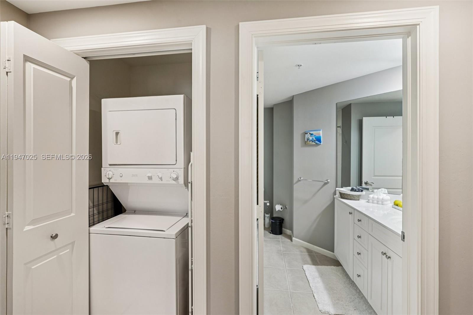 5781 Cape Harbour Dr 903 Property Photo 19
