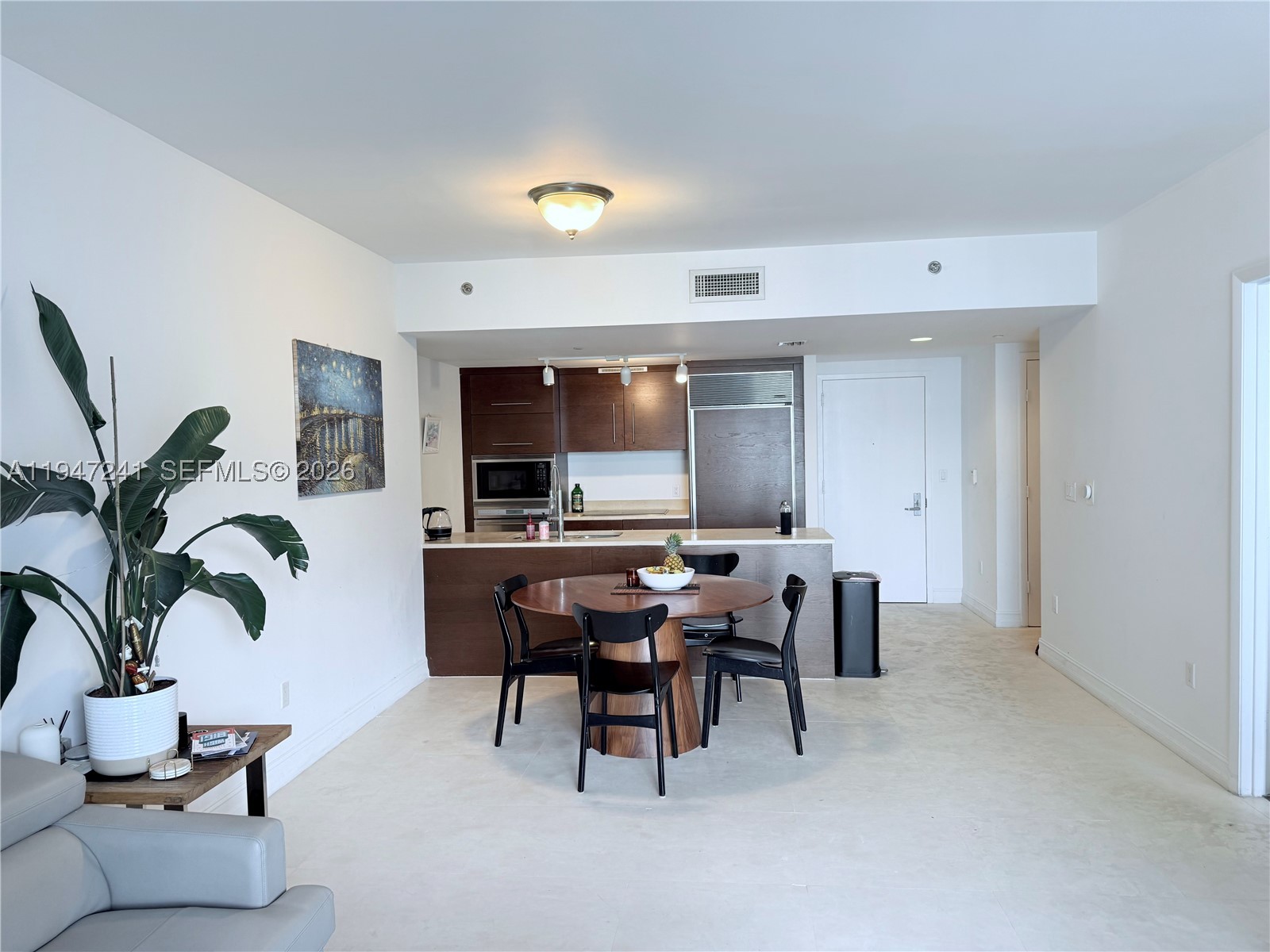 465 Brickell Ave 2906 Property Photo 3