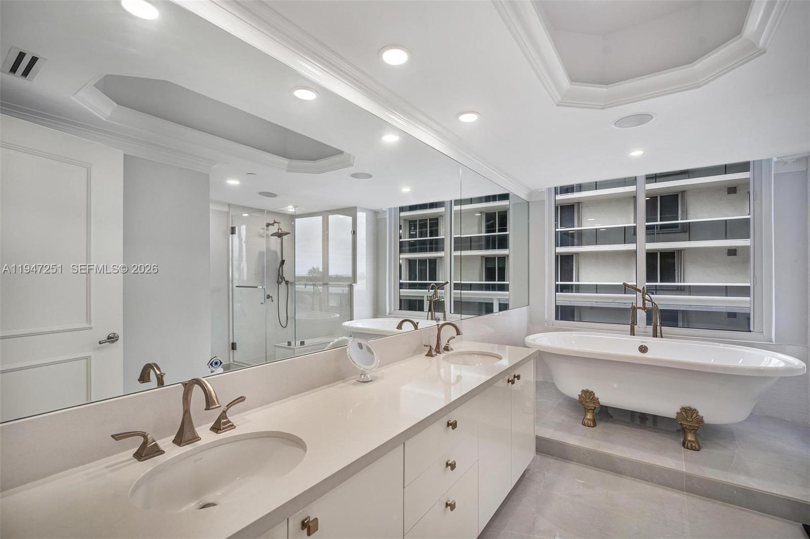 9559 Collins Ave S4-e Property Photo 18