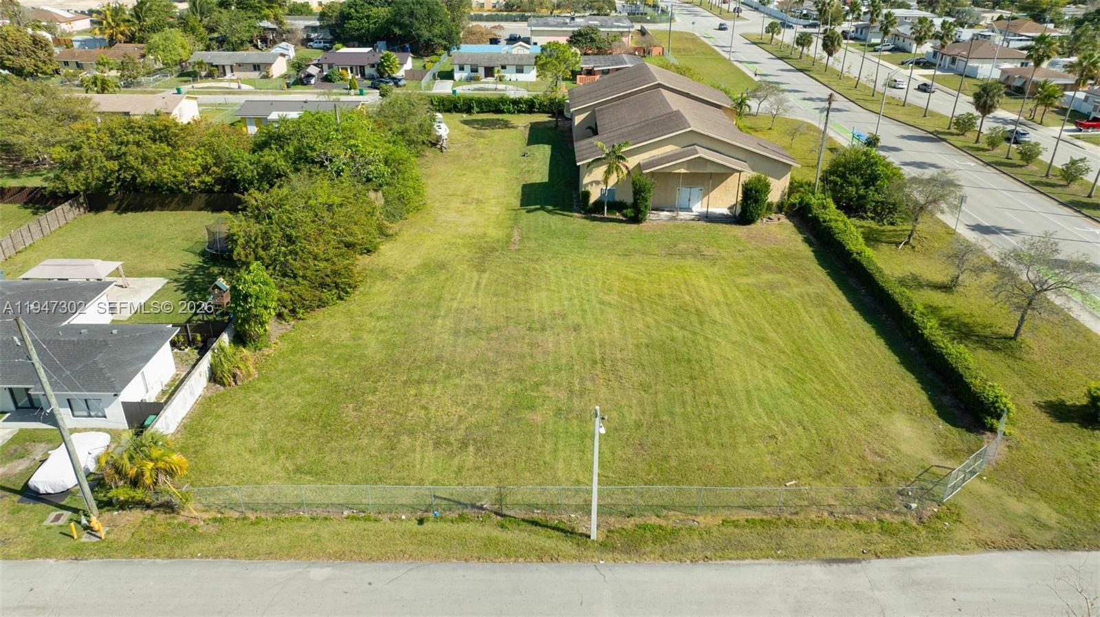 21571 Sw 110th Ave Property Photo 6