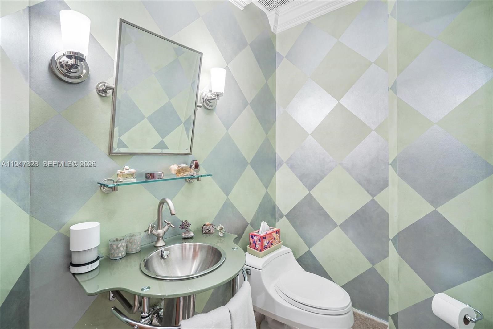 9595 Collins Ave Nphd Property Photo 15