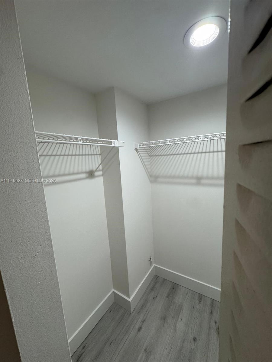 8051 S Colony Cir S 210 Property Photo 18