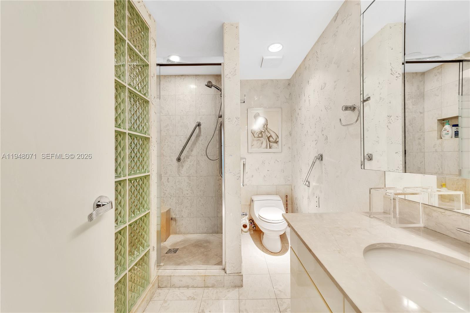 10101 Collins Ave 11d +cabana Property Photo 65
