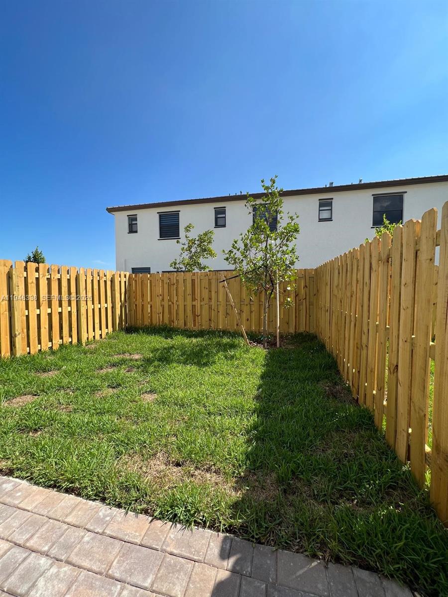 12908 Sw 233rd Ter Property Photo 6