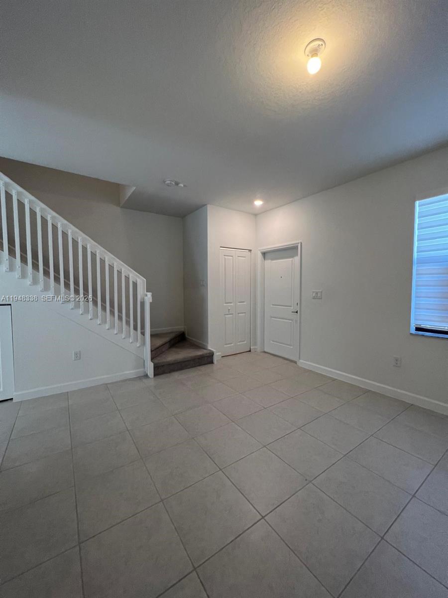12908 Sw 233rd Ter Property Photo 8