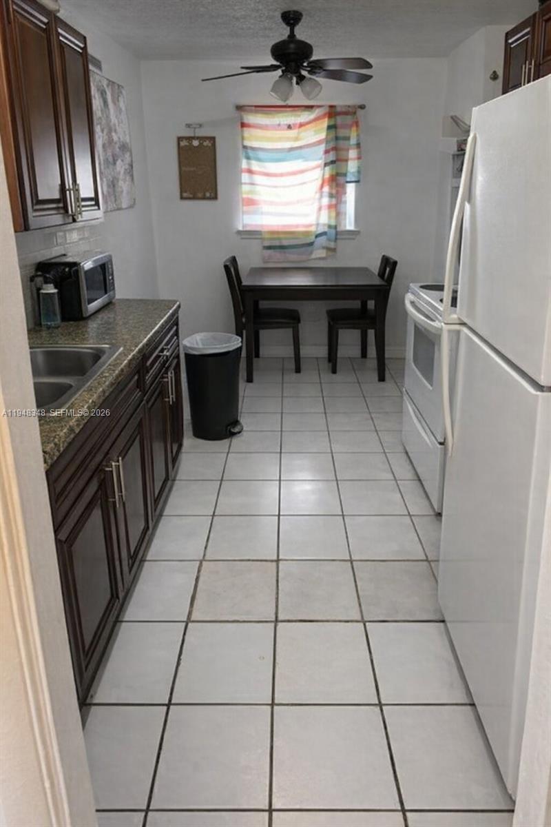 1489 W 34th St Property Photo 3