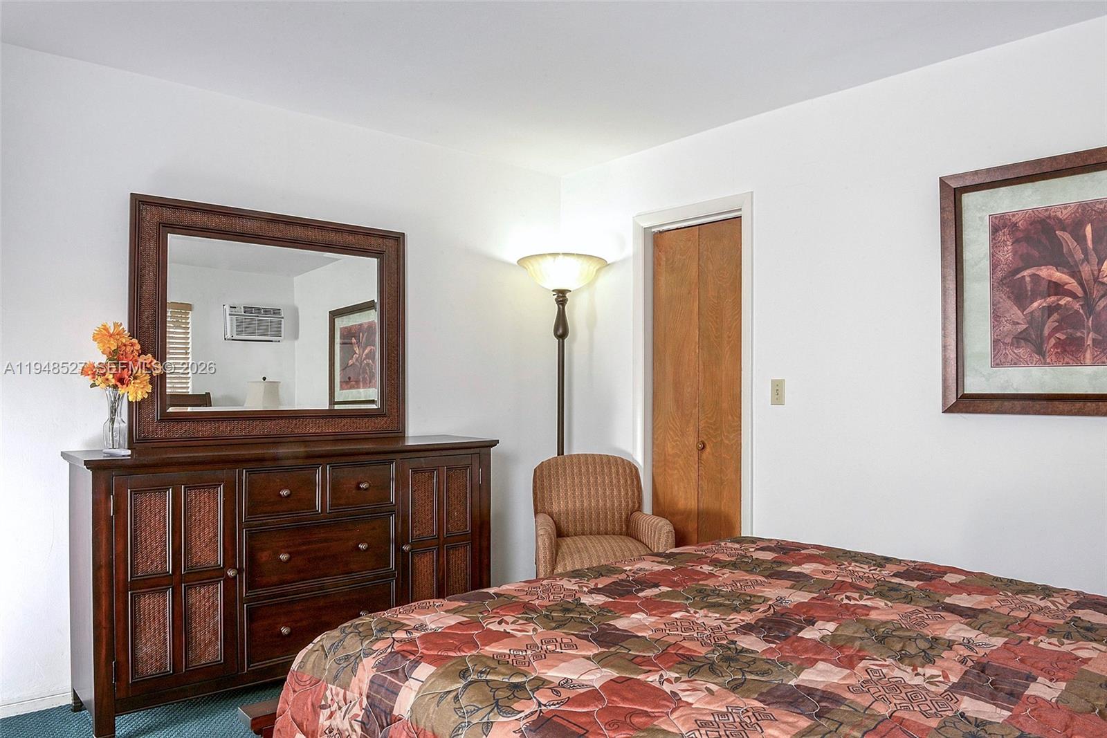 1748 Rodman St 117 Property Photo 6