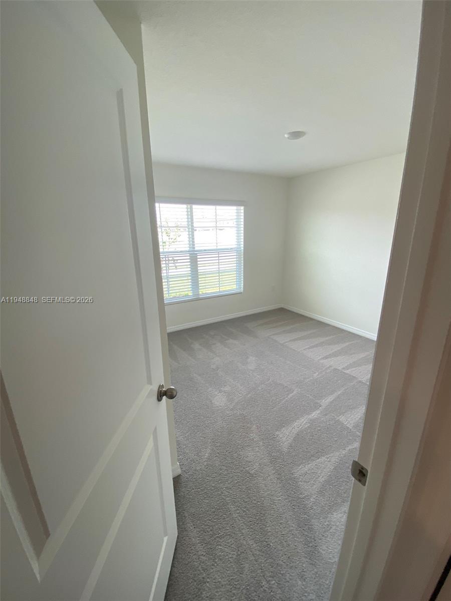 8864 Sw 49th Circle Property Photo 6