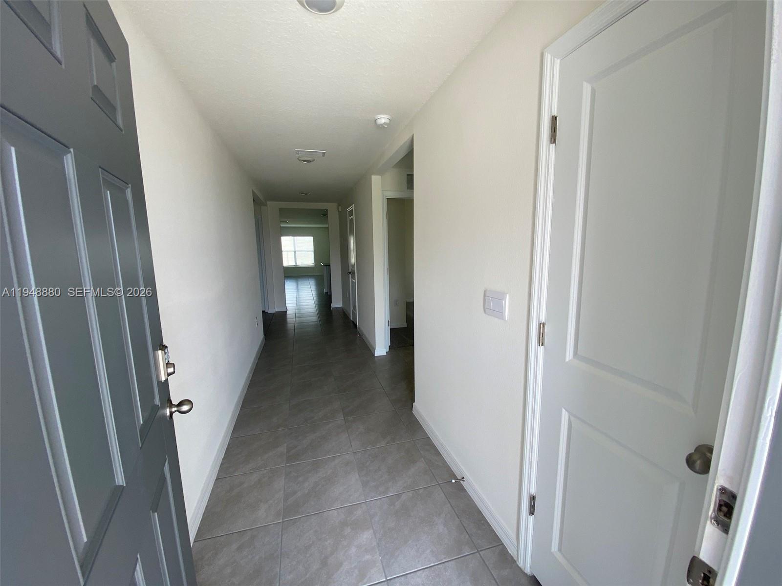 4961 Sw 88 Pl Property Photo 4