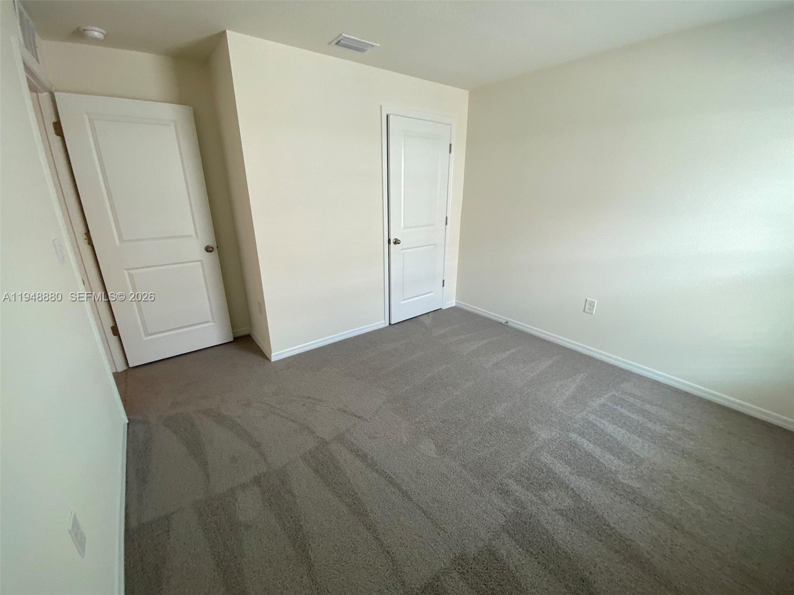 4961 Sw 88 Pl Property Photo 34