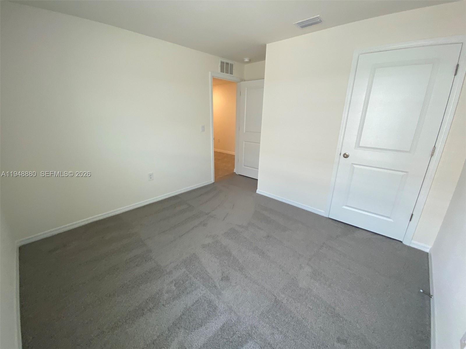 4961 Sw 88 Pl Property Photo 35