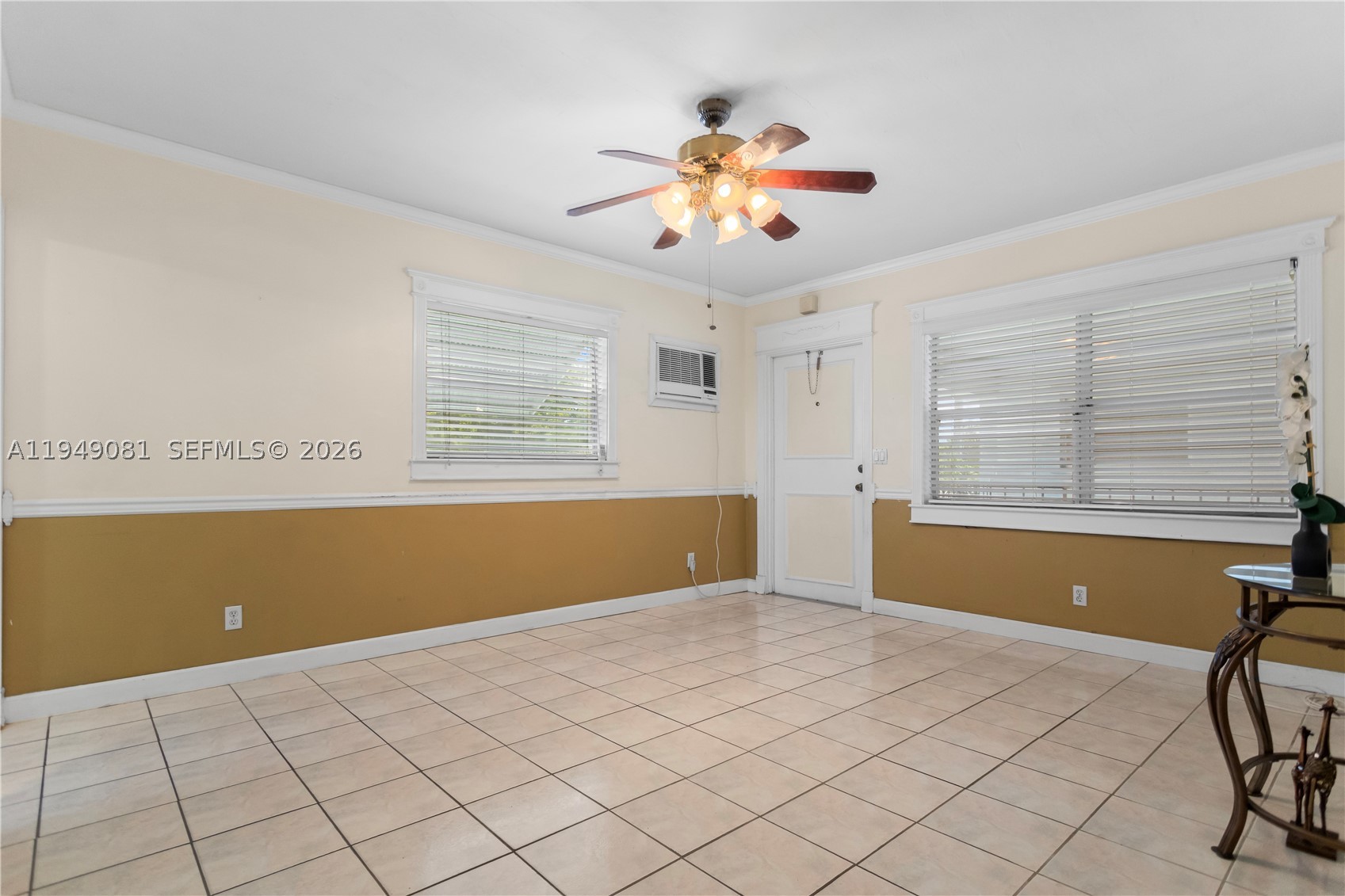 7401 Pines Blvd 222 Property Photo 4