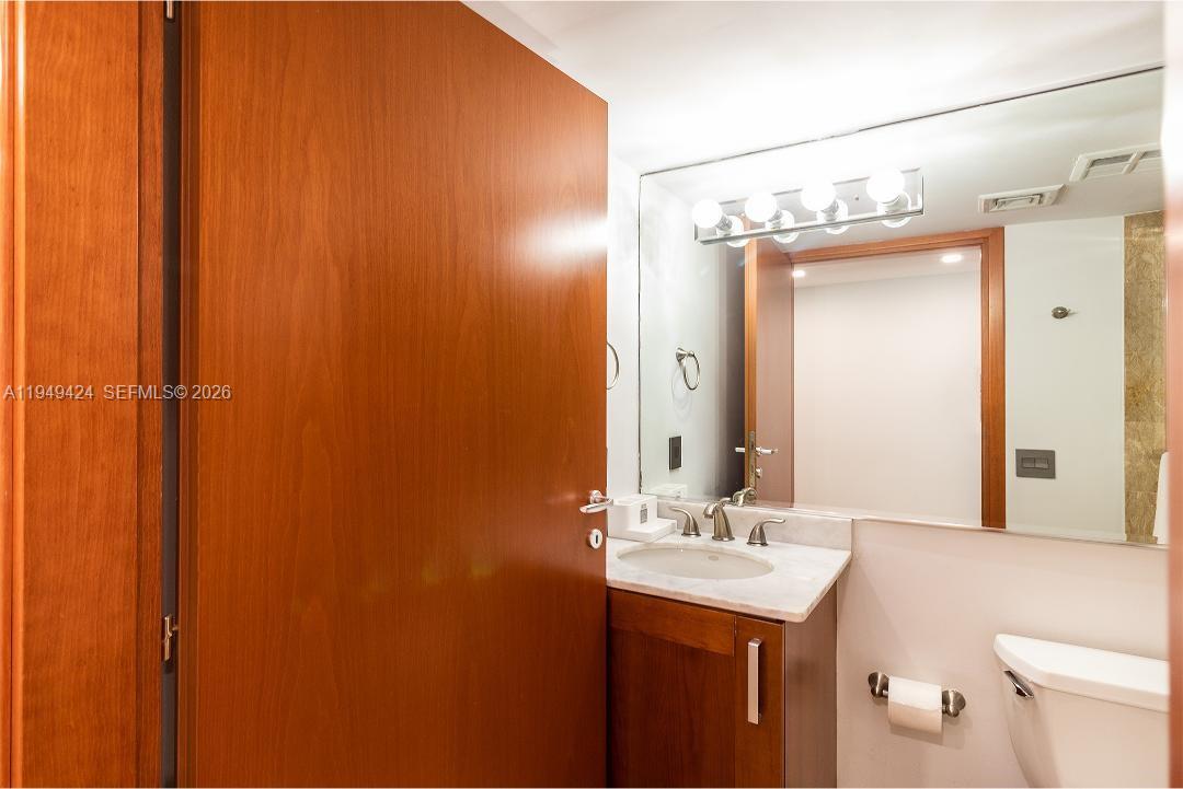 A11949424 Property Photo 33