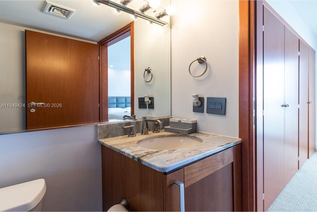 A11949424 Property Photo 39
