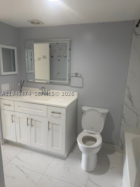 4164 Inverrary Dr 913 Property Photo 16