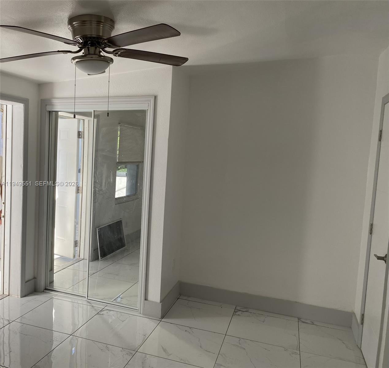 6045 Buchanan St 1 Property Photo 4