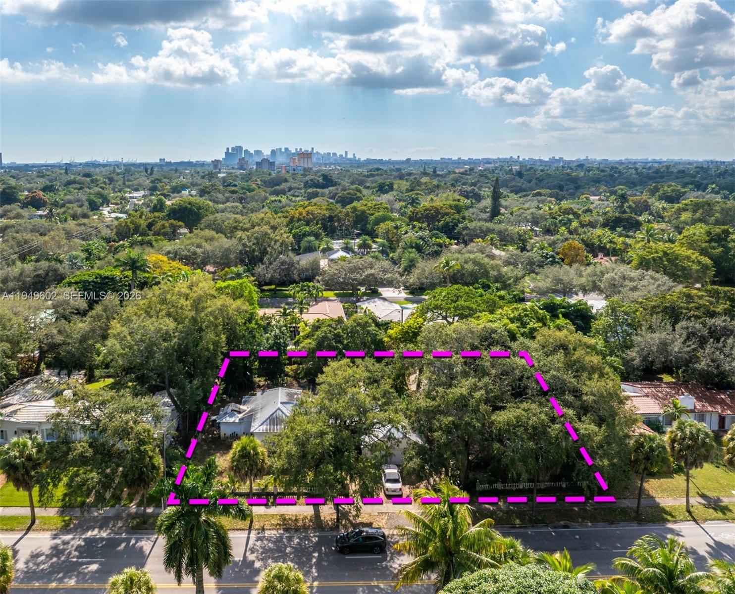 A11949602 Property Photo 3