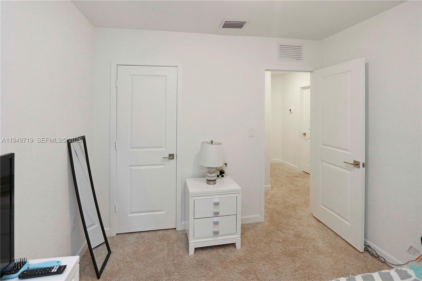 2432 Se 10th Ct Property Photo 15