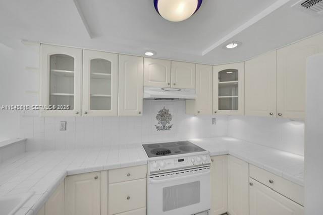 5555 N Ocean Blvd 20 Property Photo 7