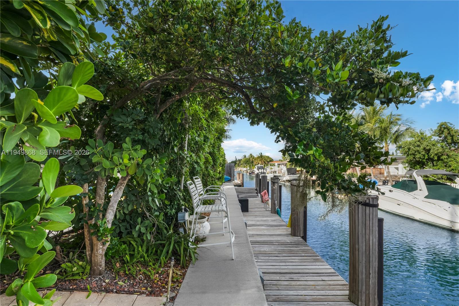 1155 S Biscayne Point Rd Property Photo 2