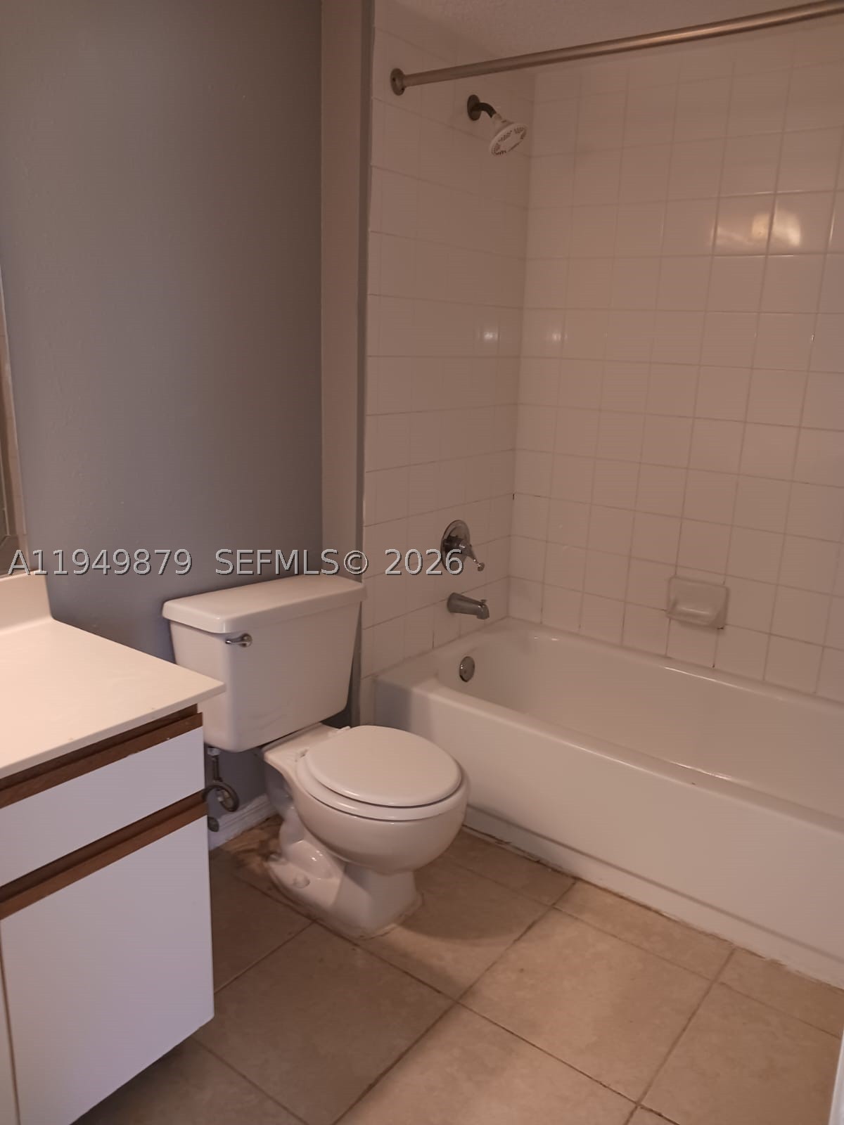 A11949879 Property Photo 19