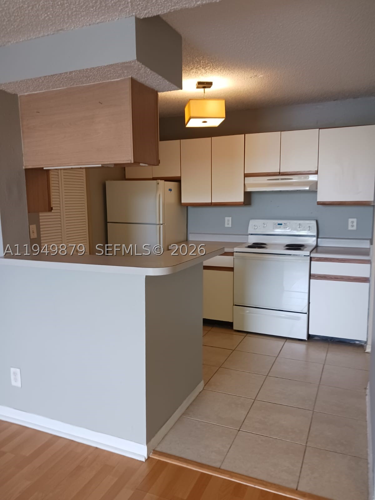 A11949879 Property Photo 20