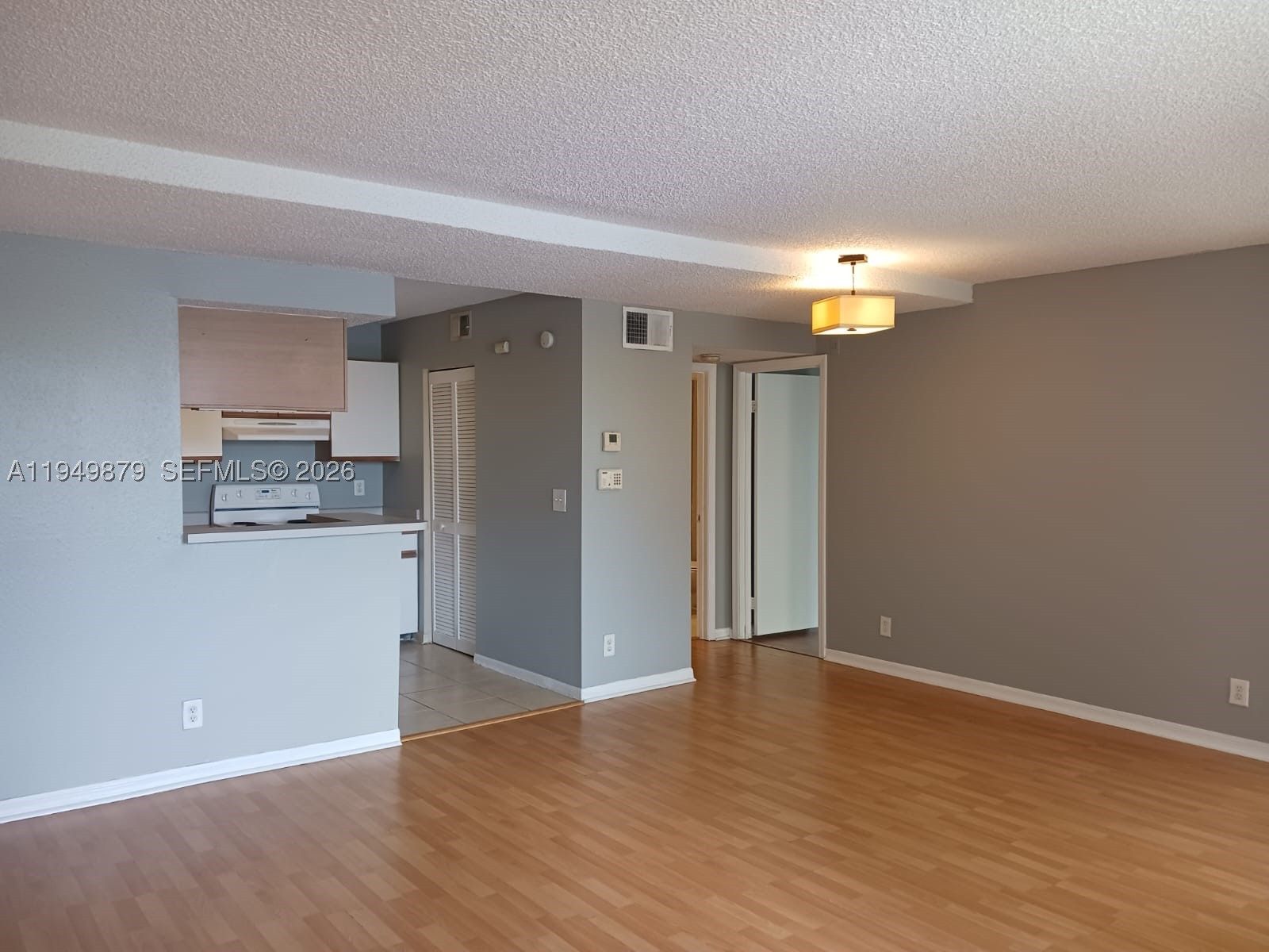 A11949879 Property Photo 21