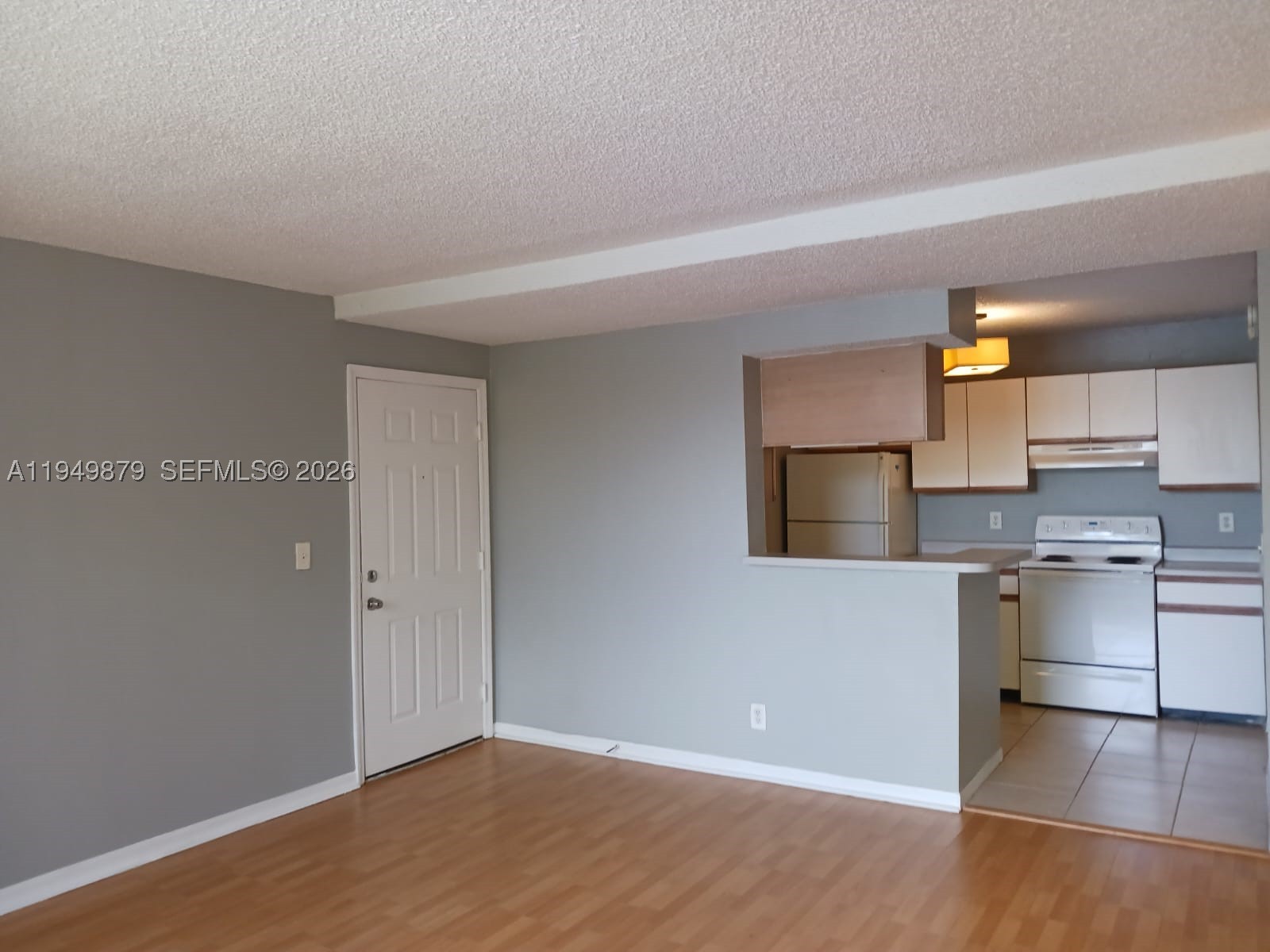 A11949879 Property Photo 22