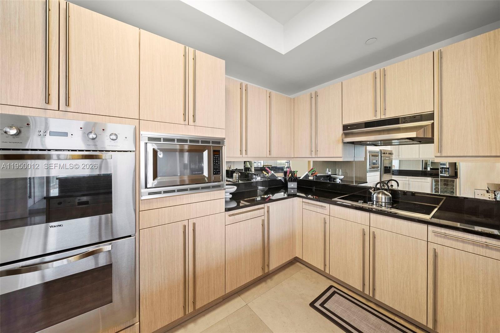 1425 Brickell Ave 58e Property Photo 9