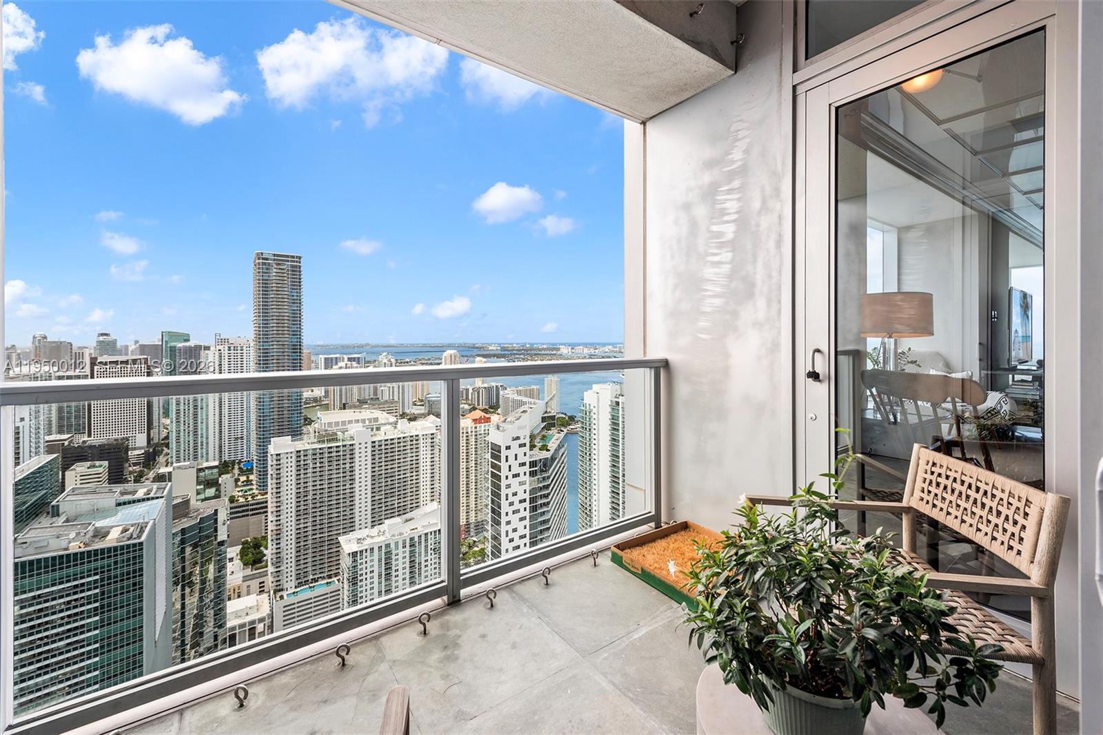 1425 Brickell Ave 58e Property Photo 10