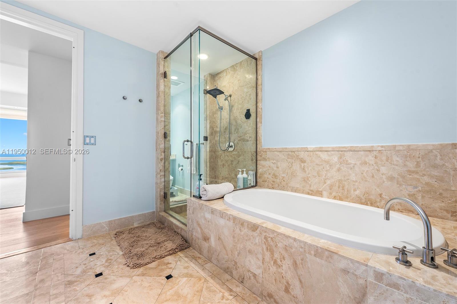 1425 Brickell Ave 58e Property Photo 26