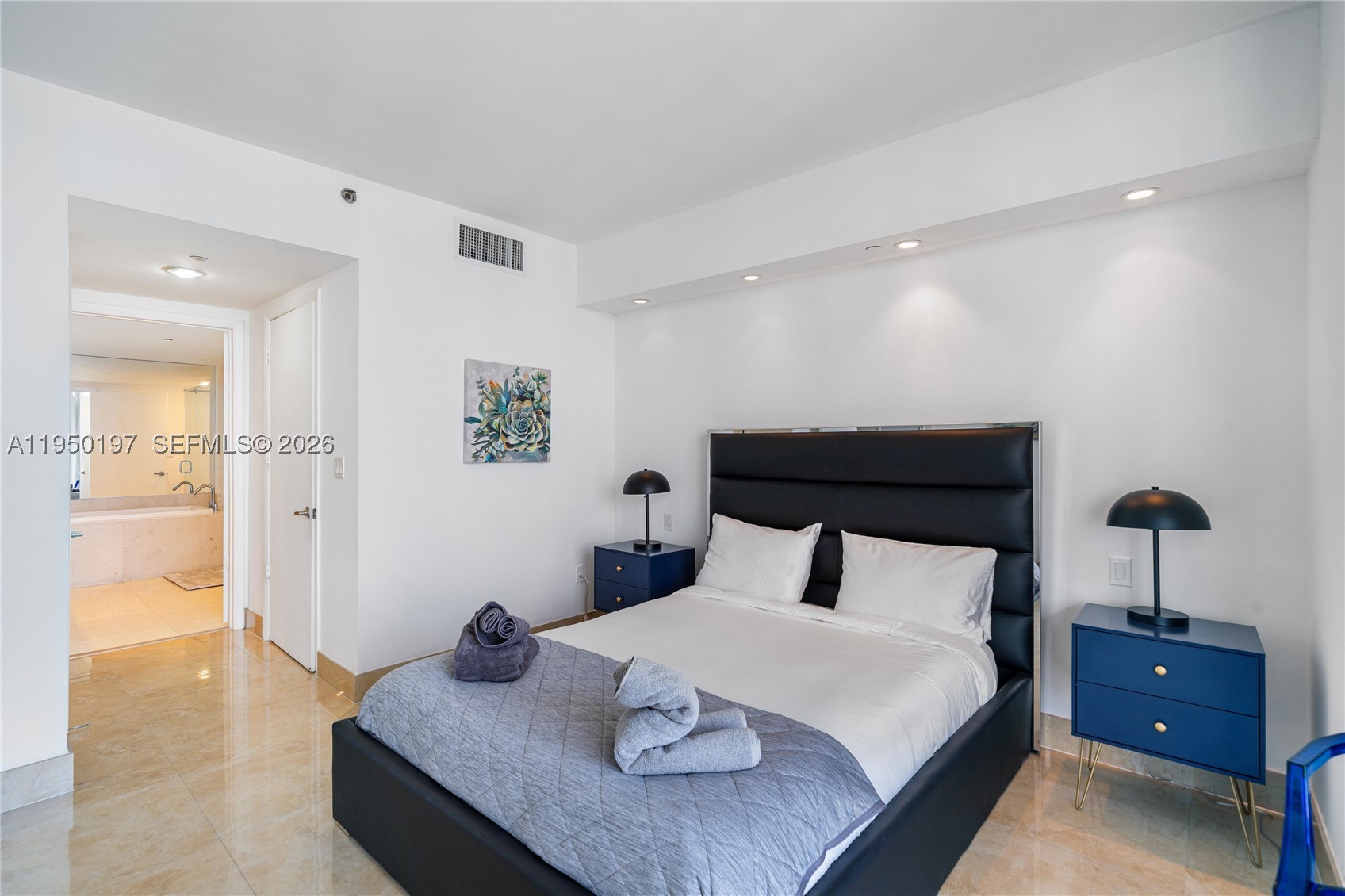 495 Brickell 5705 Property Photo 18