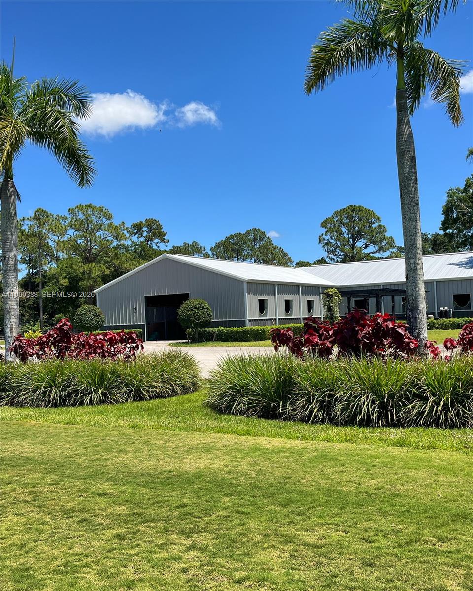A11950388 Property Photo 17
