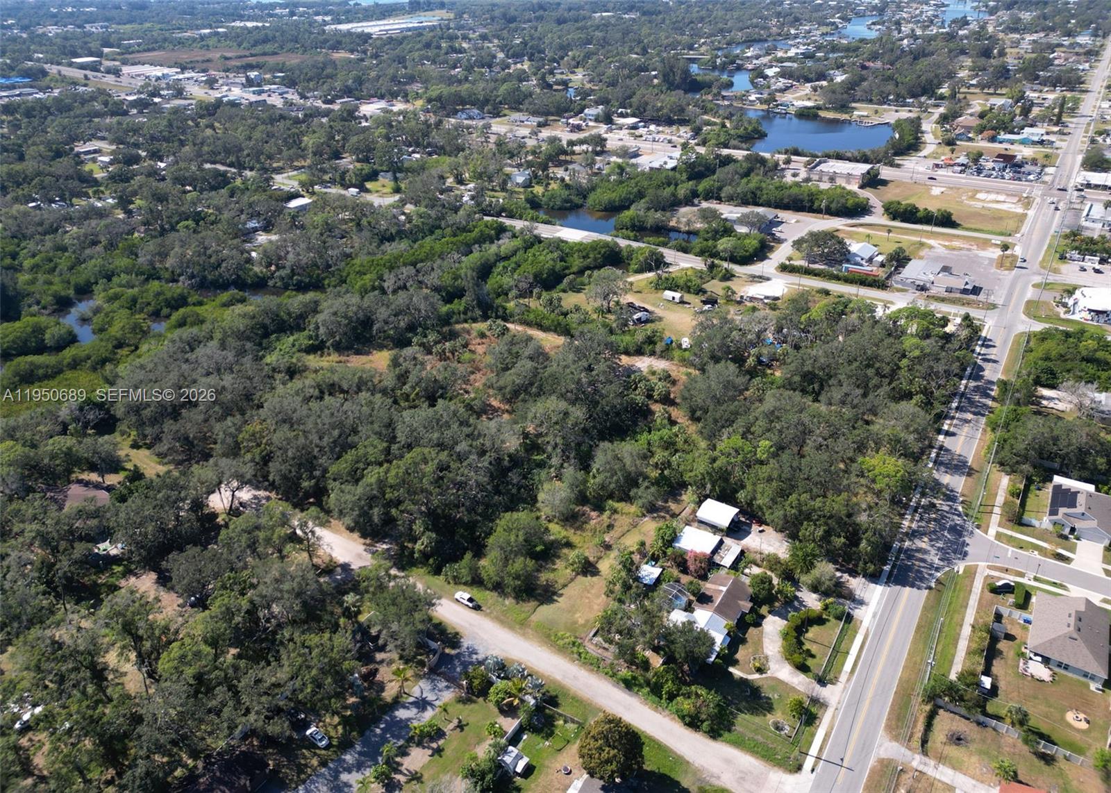 301 E Shell Point Road #77 Property Photo 33
