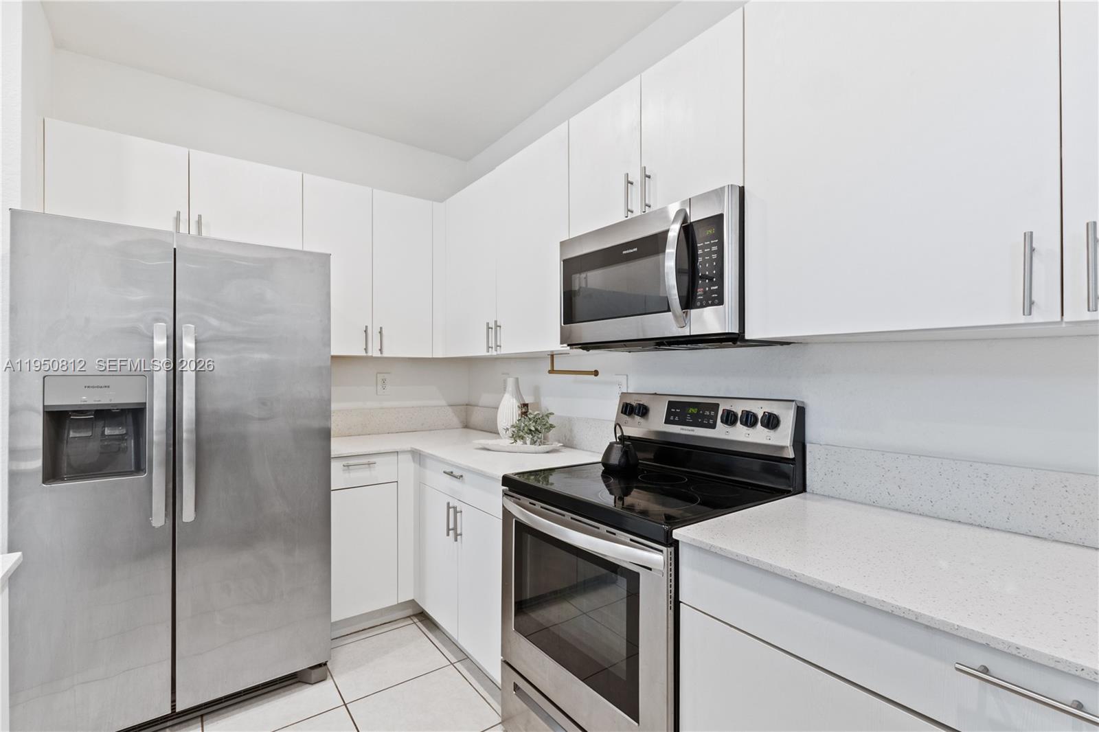 13071 Sw 232nd Ln Property Photo 6