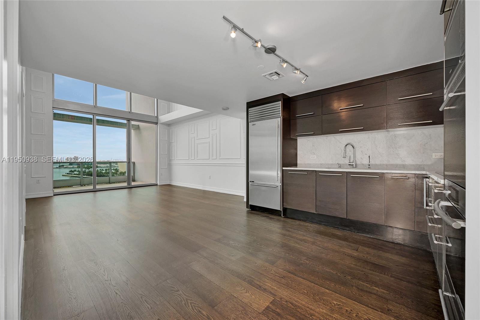 900 Biscayne Blvd 909 Property Photo 11