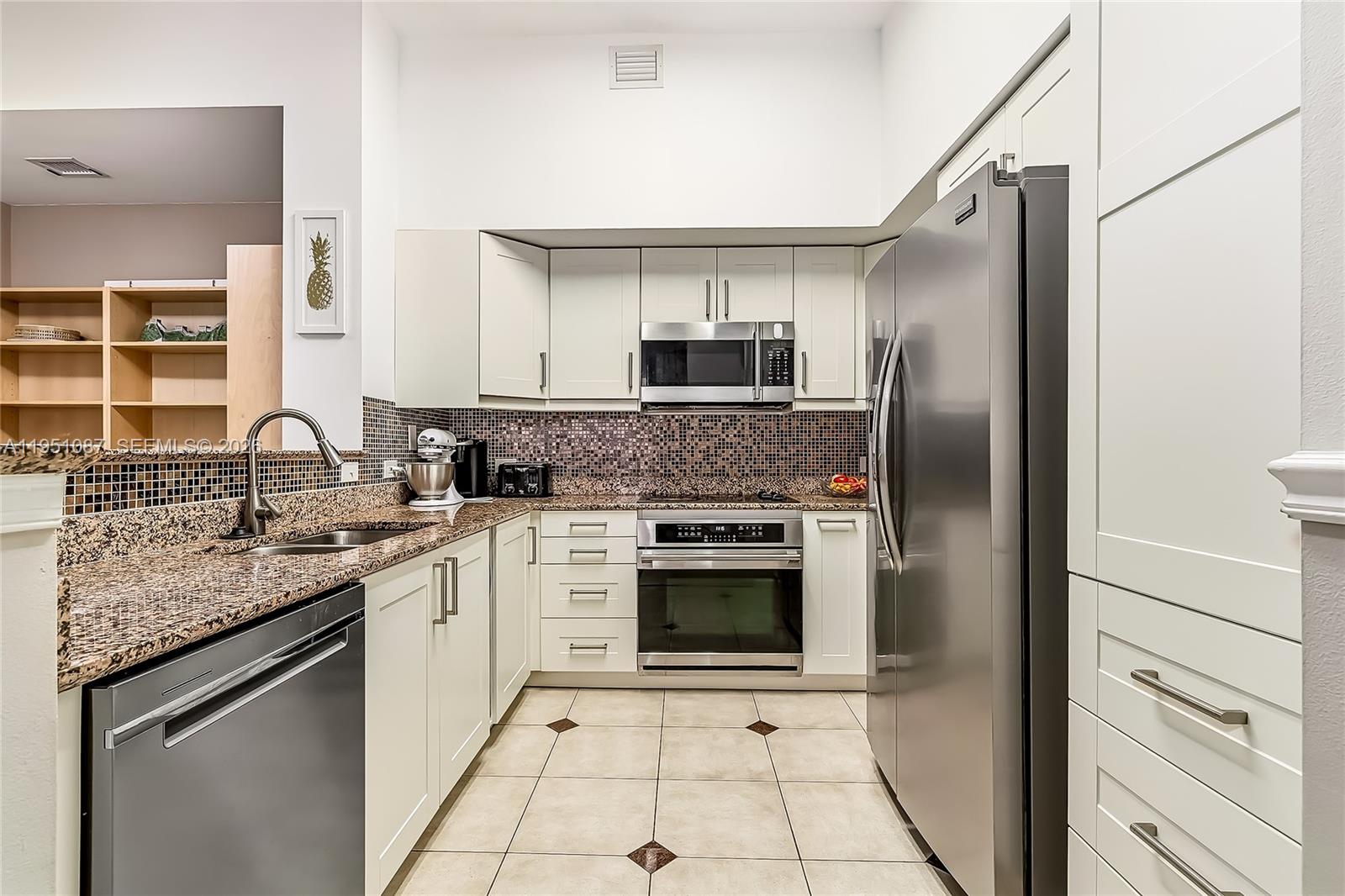 2080 S Ocean Dr 103 Property Photo 18