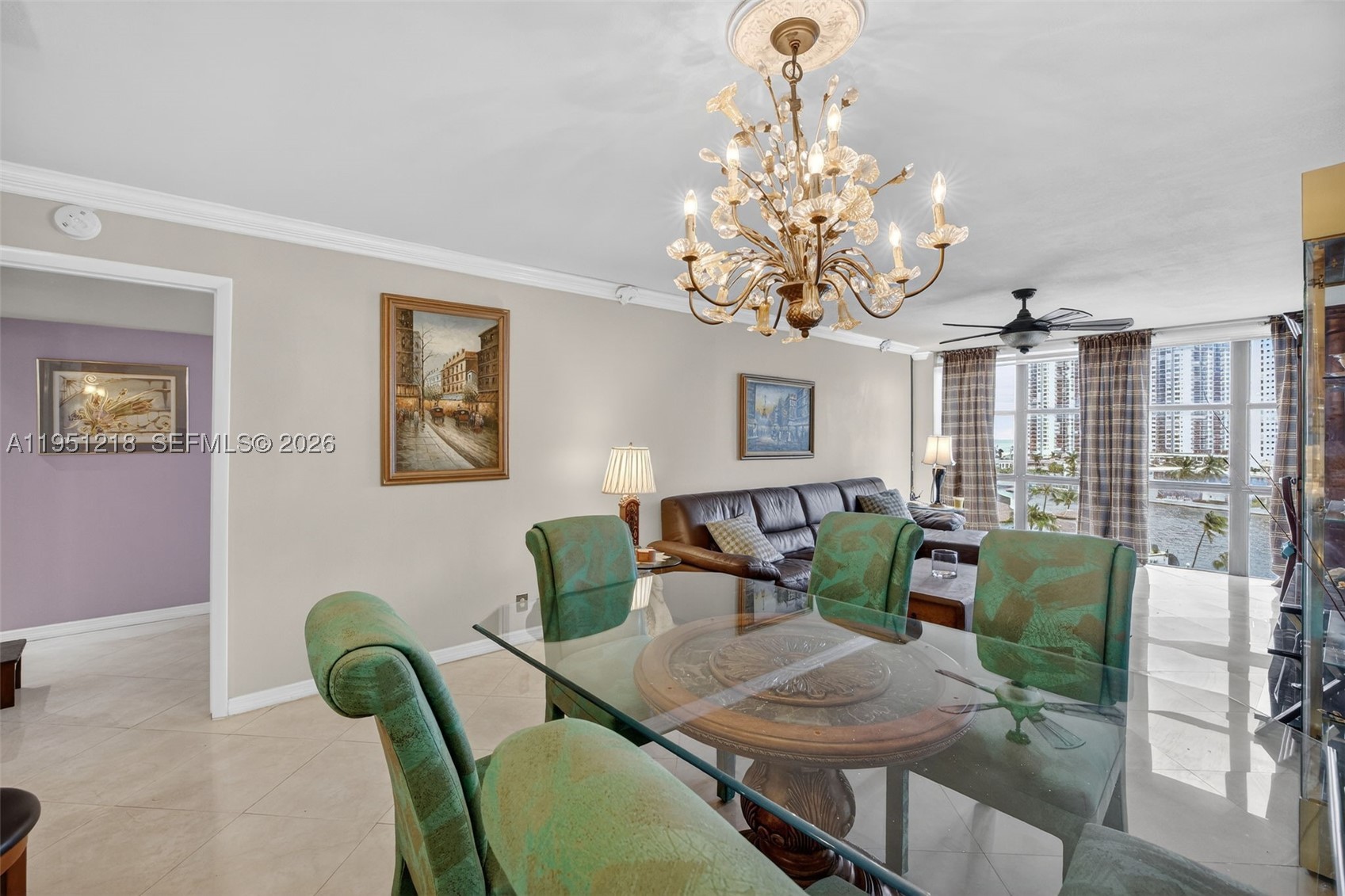 1000 Parkview Dr 806 Property Photo 11
